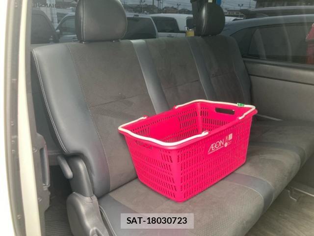 Toyota HIACE VAN 2021-08 8038822-17