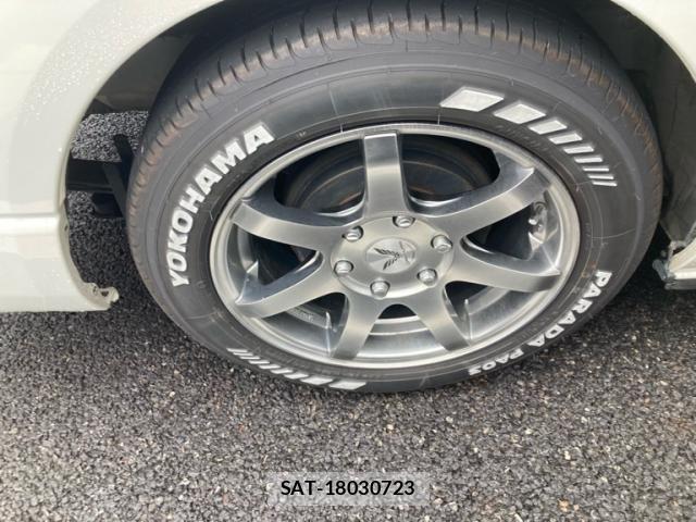 Toyota HIACE VAN 2021-08 8038822-26