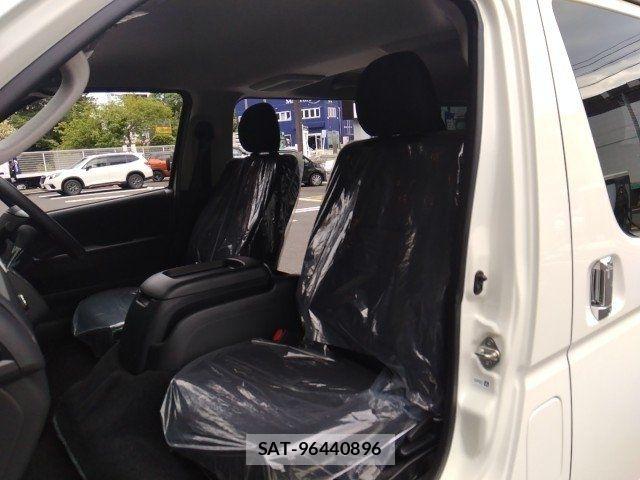 Toyota HIACE VAN 2025-10 8038814-10