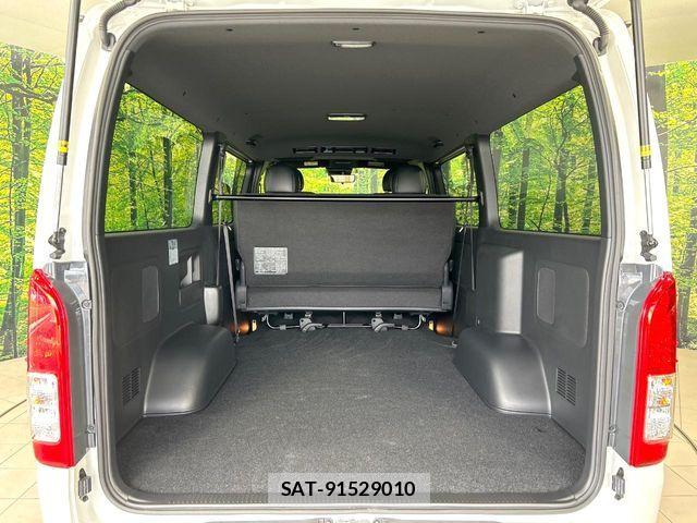 Toyota HIACE VAN 2025-11 8038805-9