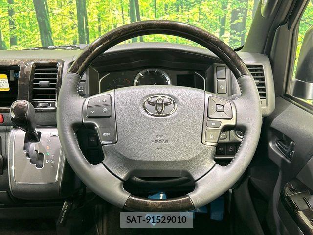 Toyota HIACE VAN 2025-11 8038805-10