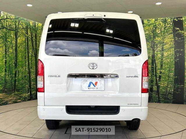 Toyota HIACE VAN 2025-11 8038805-14