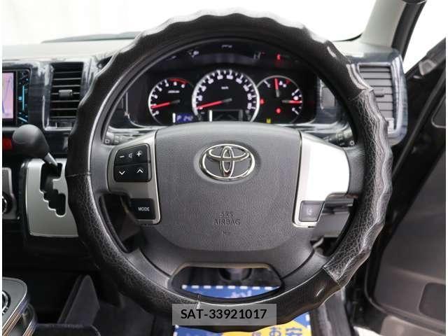 Toyota HIACE VAN 2018-09 8038828-17