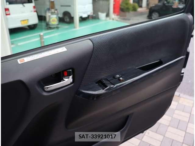 Toyota HIACE VAN 2018-09 8038828-26