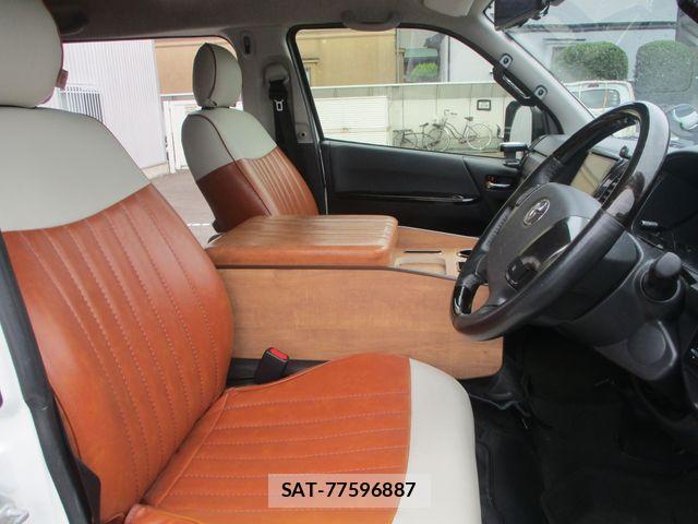 Toyota HIACE VAN 2017-12 8038824-10