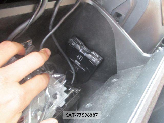 Toyota HIACE VAN 2017-12 8038824-15