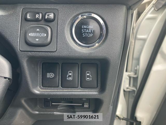 Toyota HIACE VAN 2022-04 8038832-15