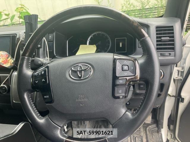 Toyota HIACE VAN 2022-04 8038832-16