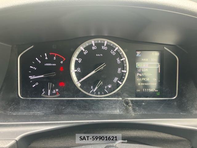 Toyota HIACE VAN 2022-04 8038832-17