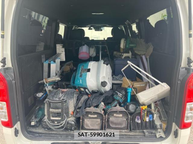 Toyota HIACE VAN 2022-04 8038832-5