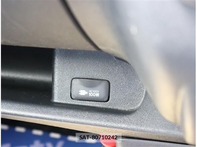 Toyota HIACE VAN 2015-07 8038839-7