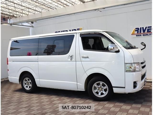 Toyota HIACE VAN 2015-07 8038839-17