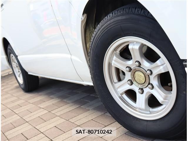 Toyota HIACE VAN 2015-07 8038839-18