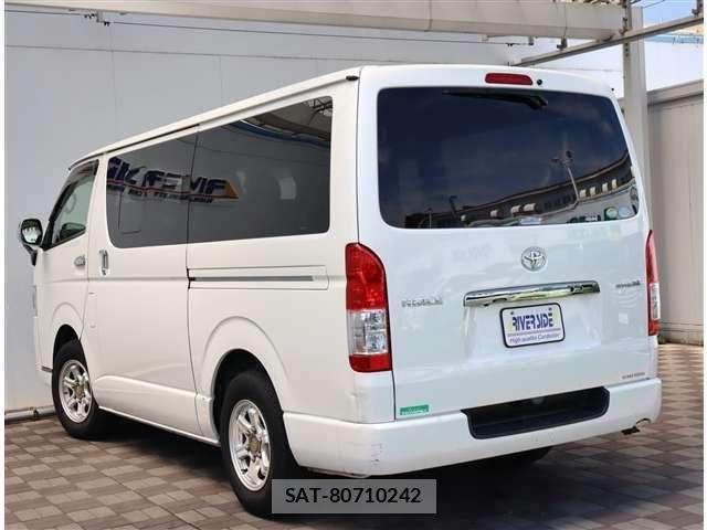 Toyota HIACE VAN 2015-07 8038839-20