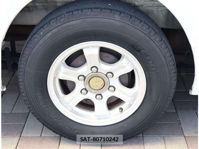 Toyota HIACE VAN 2015-07 8038839-21