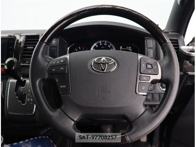 Toyota HIACE VAN 2021-11 8038796-8