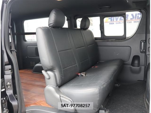 Toyota HIACE VAN 2021-11 8038796-11