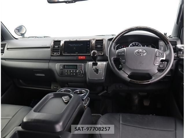 Toyota HIACE VAN 2021-11 8038796-1