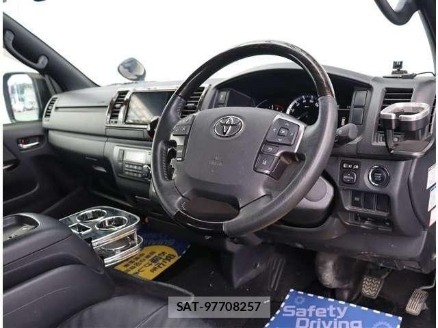 Toyota HIACE VAN 2021-11 8038796-22