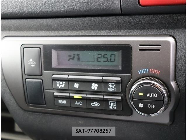 Toyota HIACE VAN 2021-11 8038796-5