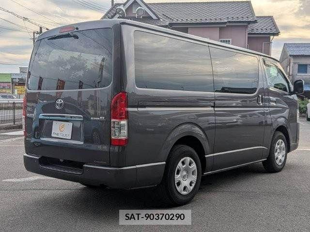 Toyota HIACE VAN 2021-07 8038834-20