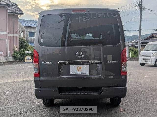 Toyota HIACE VAN 2021-07 8038834-21