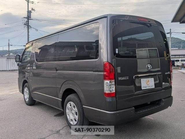 Toyota HIACE VAN 2021-07 8038834-22
