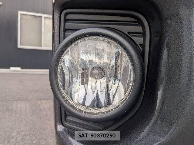 Toyota HIACE VAN 2021-07 8038834-27