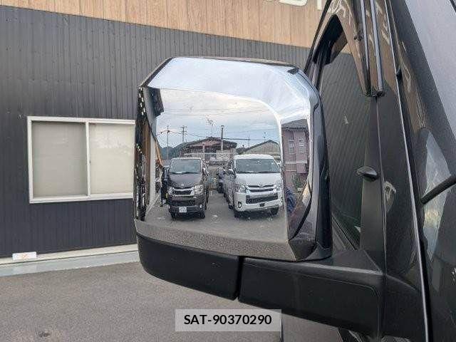 Toyota HIACE VAN 2021-07 8038834-29