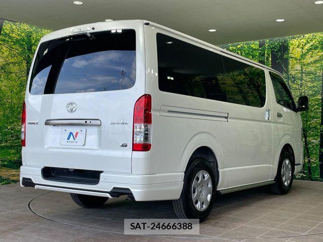 Toyota HIACE VAN 2025-08 8038794-16