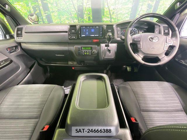 Toyota HIACE VAN 2025-08 8038794-1