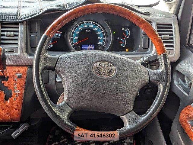 Toyota HIACE VAN 2012-10 8038840-9