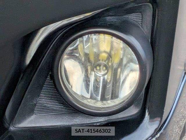 Toyota HIACE VAN 2012-10 8038840-22
