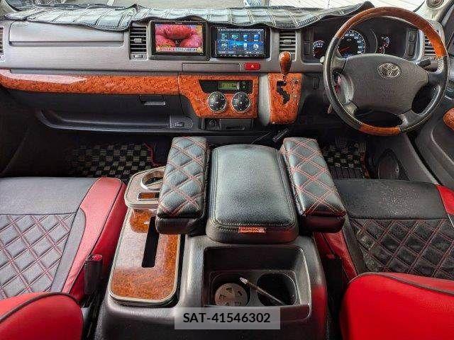Toyota HIACE VAN 2012-10 8038840-2