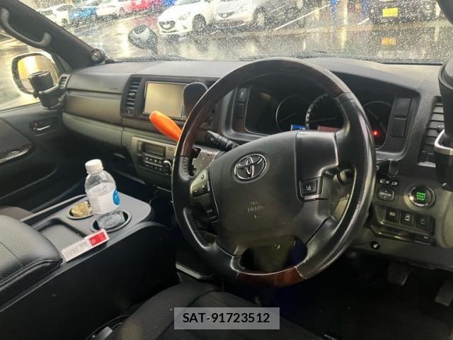 Toyota HIACE VAN 2019-07 8038830-8