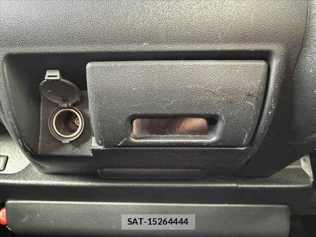 Toyota HIACE VAN 2022-03 8038827-21