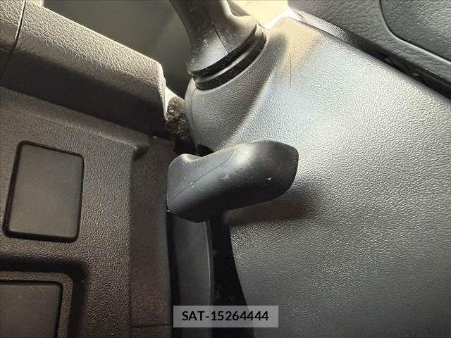 Toyota HIACE VAN 2022-03 8038827-23