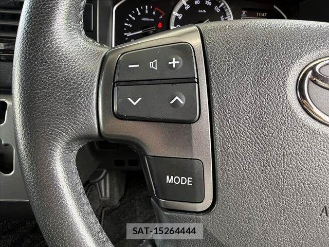 Toyota HIACE VAN 2022-03 8038827-26