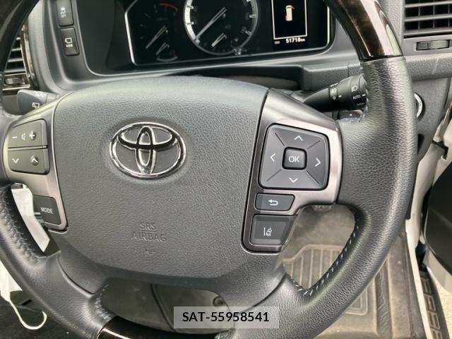 Toyota HIACE VAN 2022-03 8038820-18
