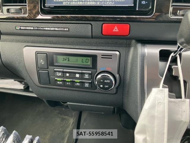 Toyota HIACE VAN 2022-03 8038820-20