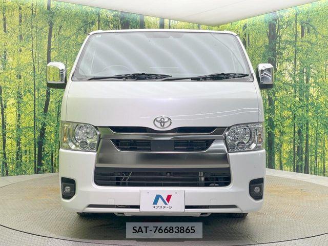 Toyota HIACE VAN 2025-03 8038792-13