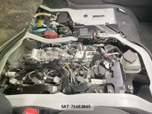 Toyota HIACE VAN 2025-03 8038792-17