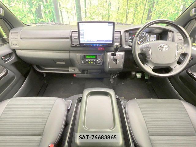 Toyota HIACE VAN 2025-03 8038792-1