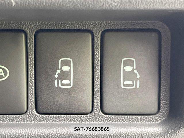Toyota HIACE VAN 2025-03 8038792-2