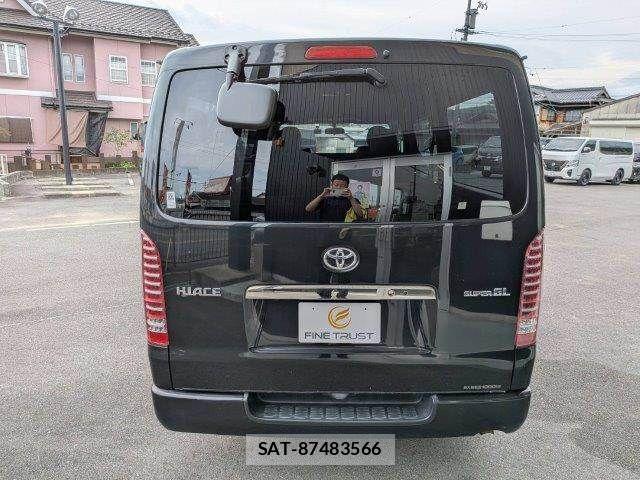 Toyota HIACE VAN 2020-01 8038842-18