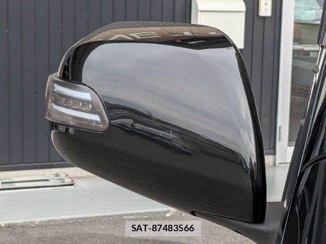 Toyota HIACE VAN 2020-01 8038842-26