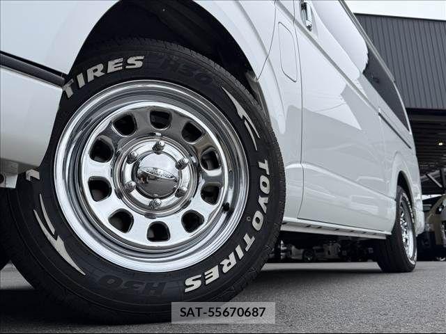 Toyota HIACE VAN 2024-08 8038795-5