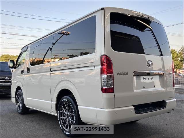 Toyota HIACE VAN 2021-12 8038821-15