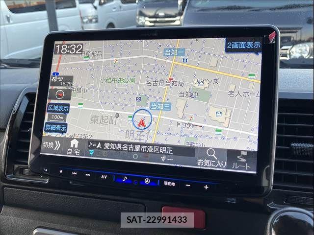 Toyota HIACE VAN 2021-12 8038821-4