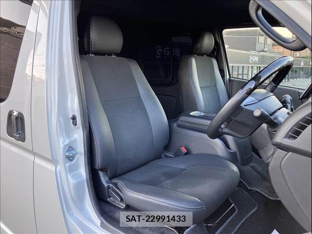 Toyota HIACE VAN 2021-12 8038821-6